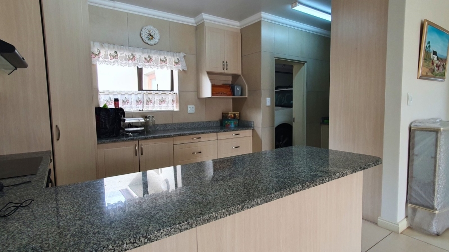 3 Bedroom Property for Sale in Dana Bay Western Cape